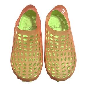 Kids Pink and Green Water Shoes
